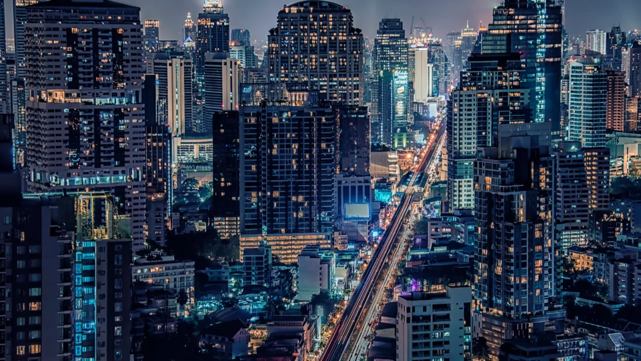sukhumvit district in bangkok