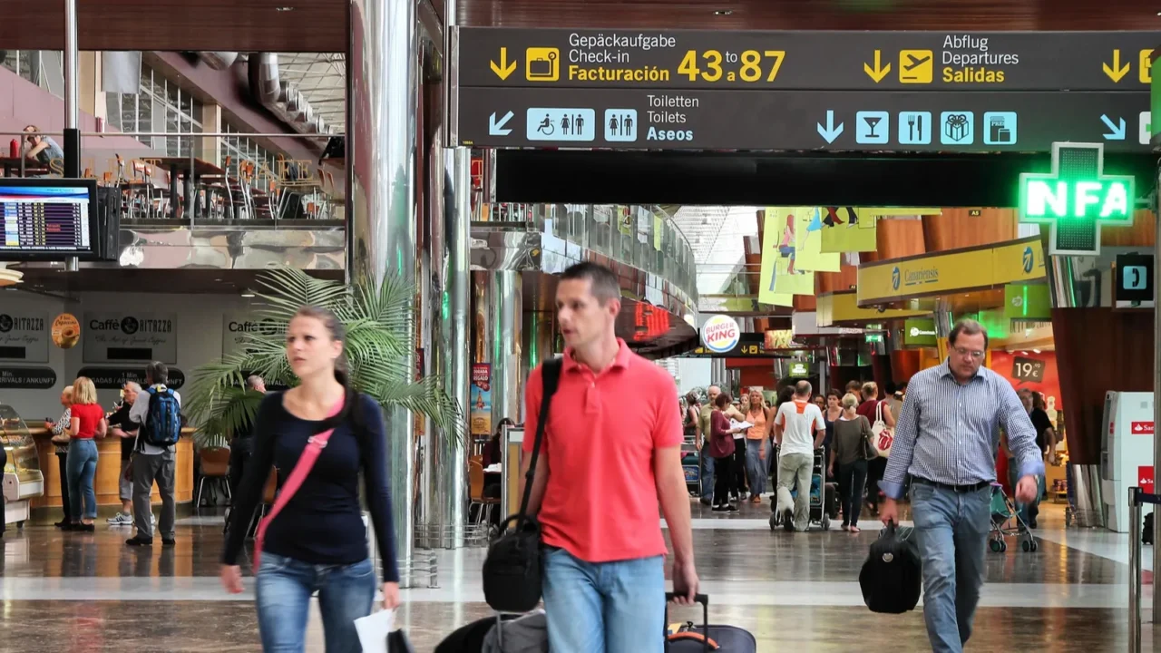 tenerife south airport