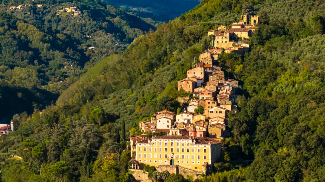 tuscany italy  most beautiful scenic places  charming village