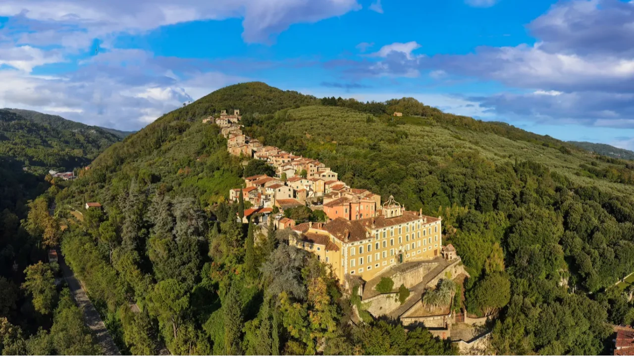 tuscany italy  most beautiful scenic places  collodi charming