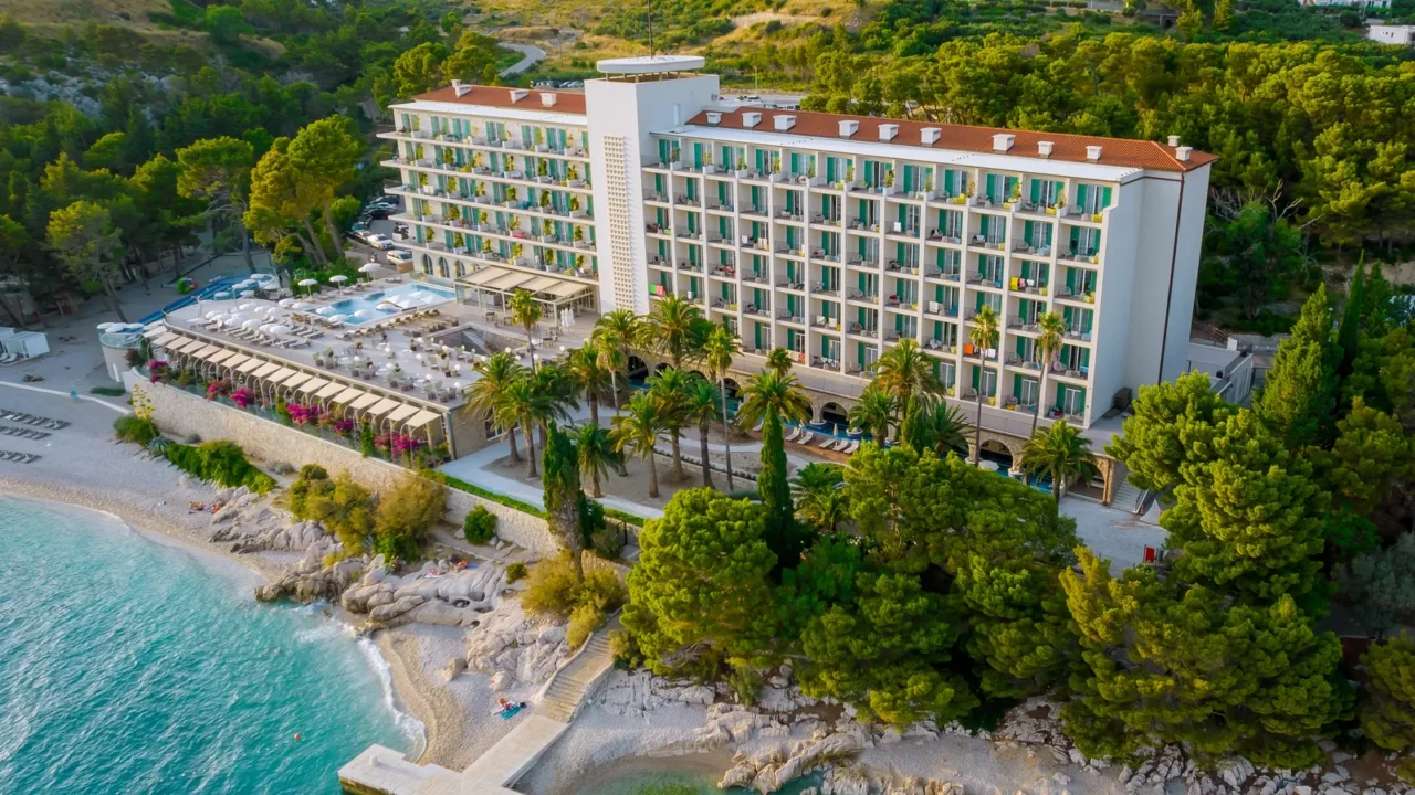 view from above hotel by the sea with landscaping sandy