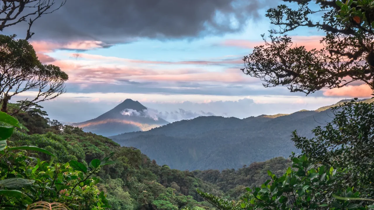 volcan arenal costa rica