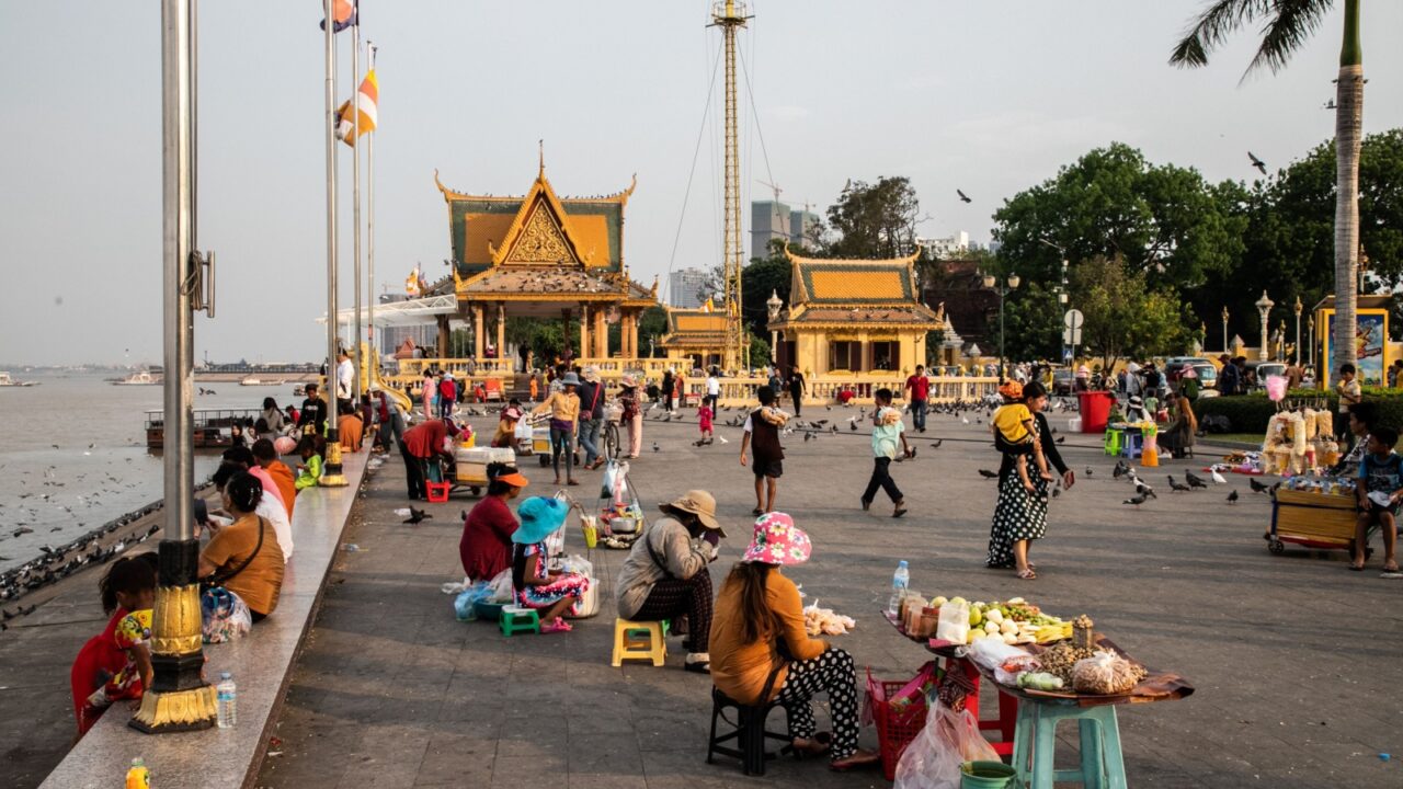PHNOM PENH, CAMBODIA, FEB 22, 2019: Street vendor near Preah Ang Dorngkeu shrine in the city of Phnom Penh, Cambodia