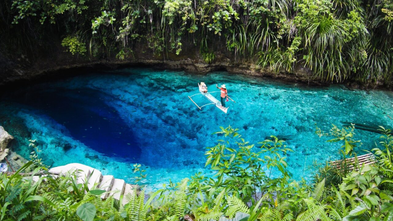 The Hinatuan Enchanted River is a stunning and mystical river located in the town of Hinatuan, Surigao del Sur, in the Philippines. This river is renowned for its clear, turquoise-blue waters.