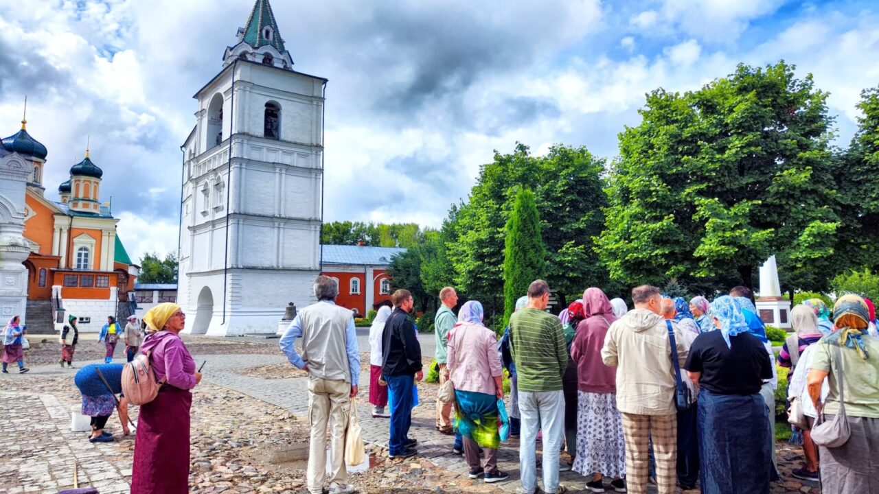 Kostroma, Russia - July 31, 2024: Groups of people explore the historic Ipatievsky Monastery in Kostroma while appreciating the beautiful summer weather