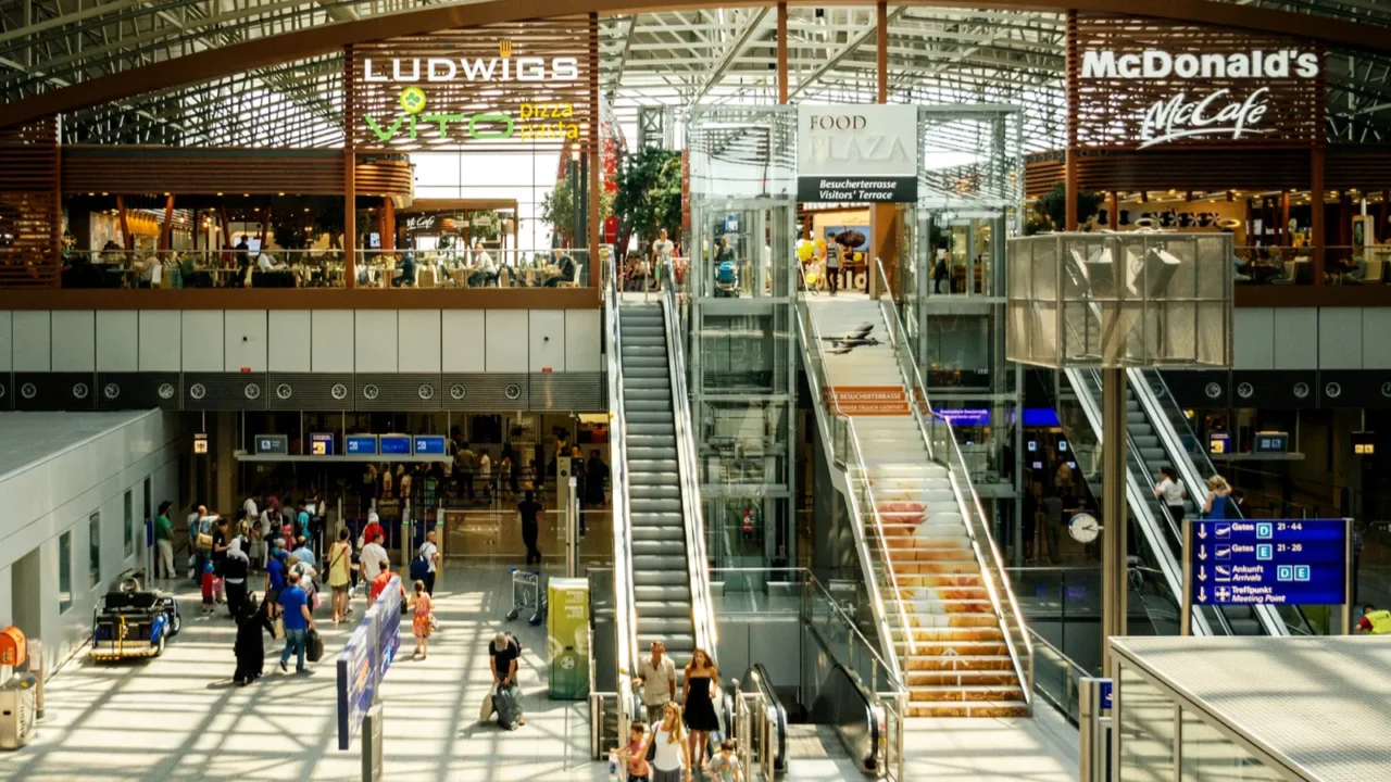 airport terminal frankfurt international airport