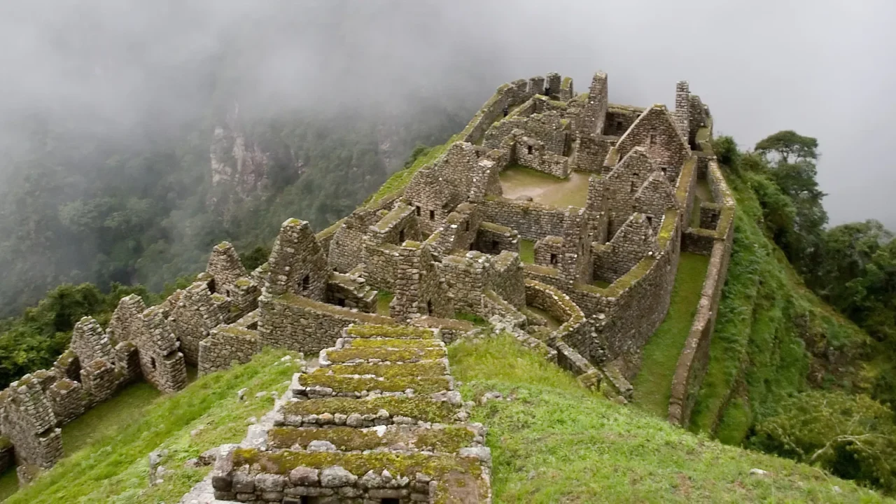 ancient ruins of winay wayna