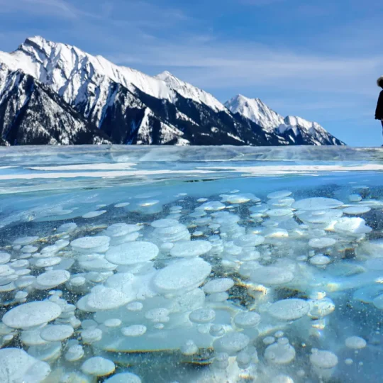 Why photographers chase Canada’s frozen bubble lake