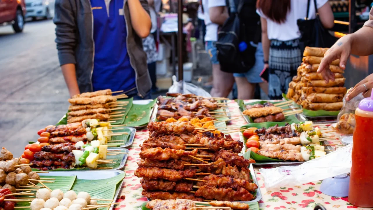 delicious fresh thai street food