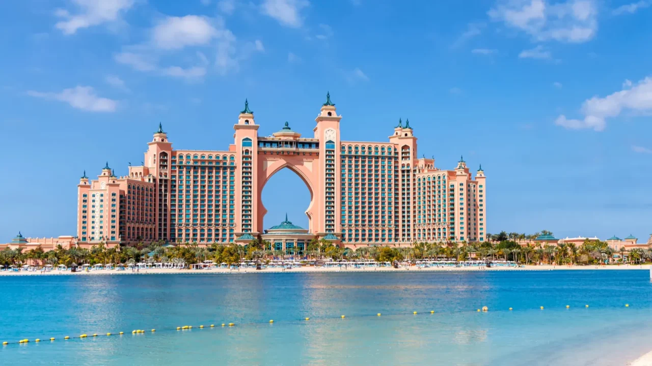 dubai atlantis hotel on artificial island the palm jumeirah luxury