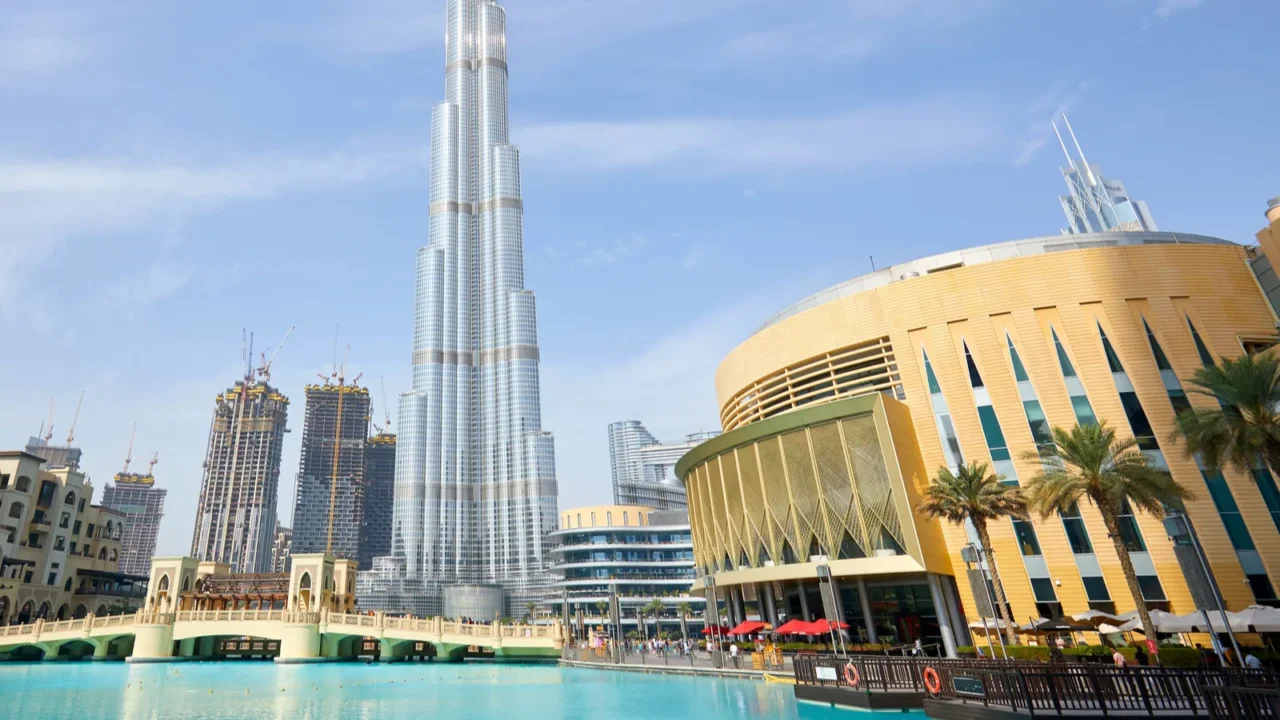 dubai united arab emirates  november 19 2019 burj khalifa