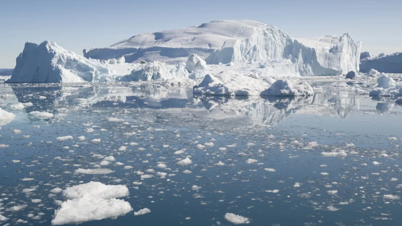 glaciers and icebergs of greenland