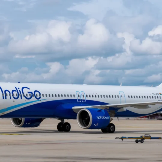 Airspace closures disrupt flights between the U.S. and the Middle East, what travelers need to know