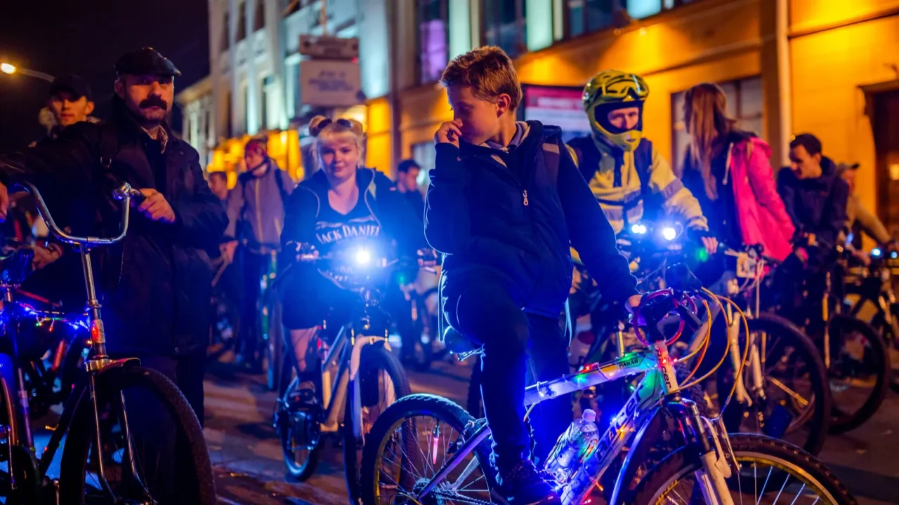 minsk belarus  1 oktober 2018 group of cyclists at