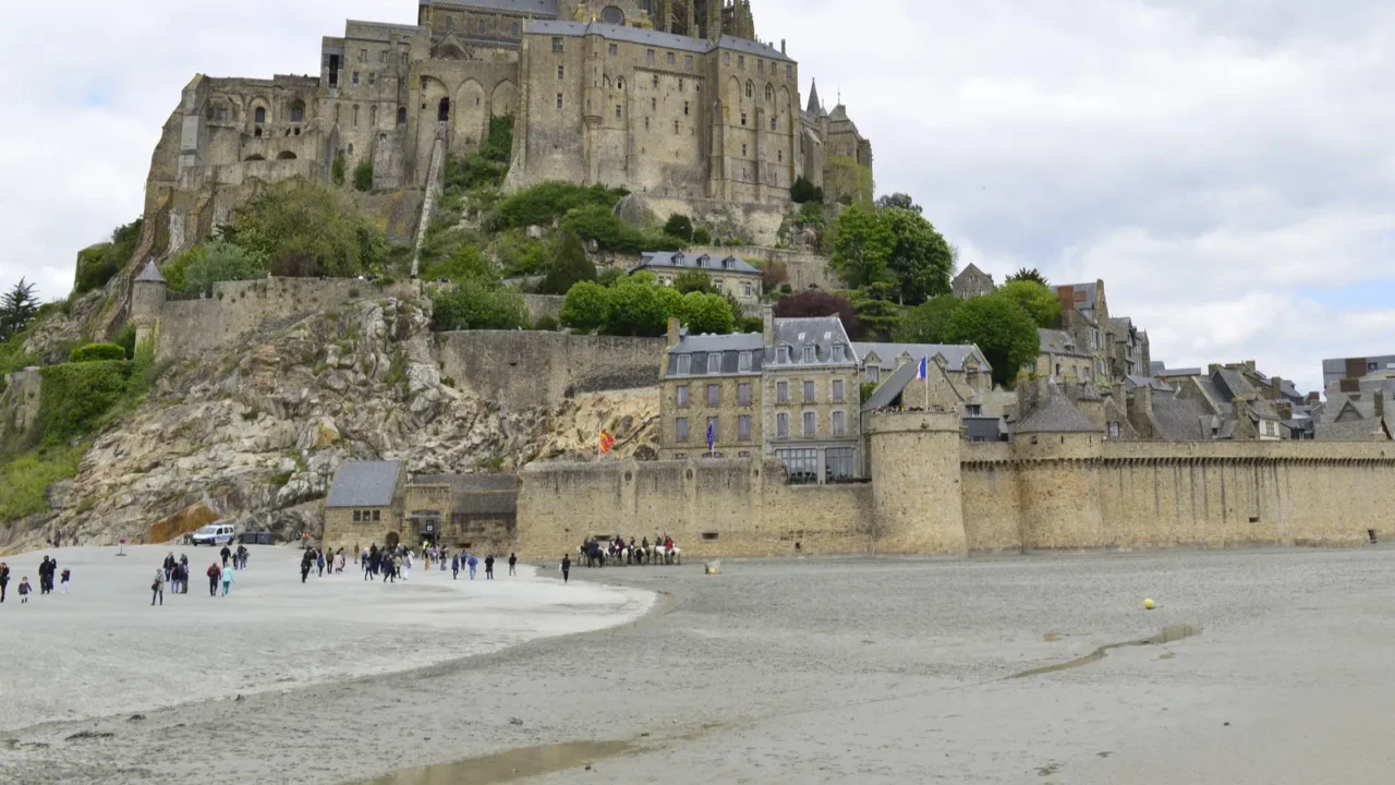 paris and good old france