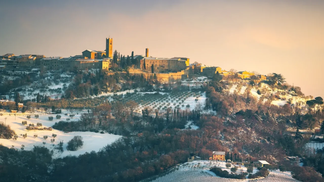 snow in tuscany radicondoli village winter panorama siena it
