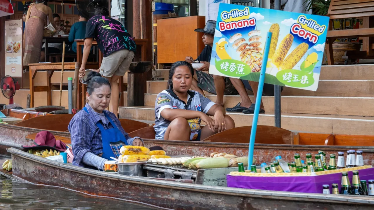 various goods such as thai food or drinks are offered