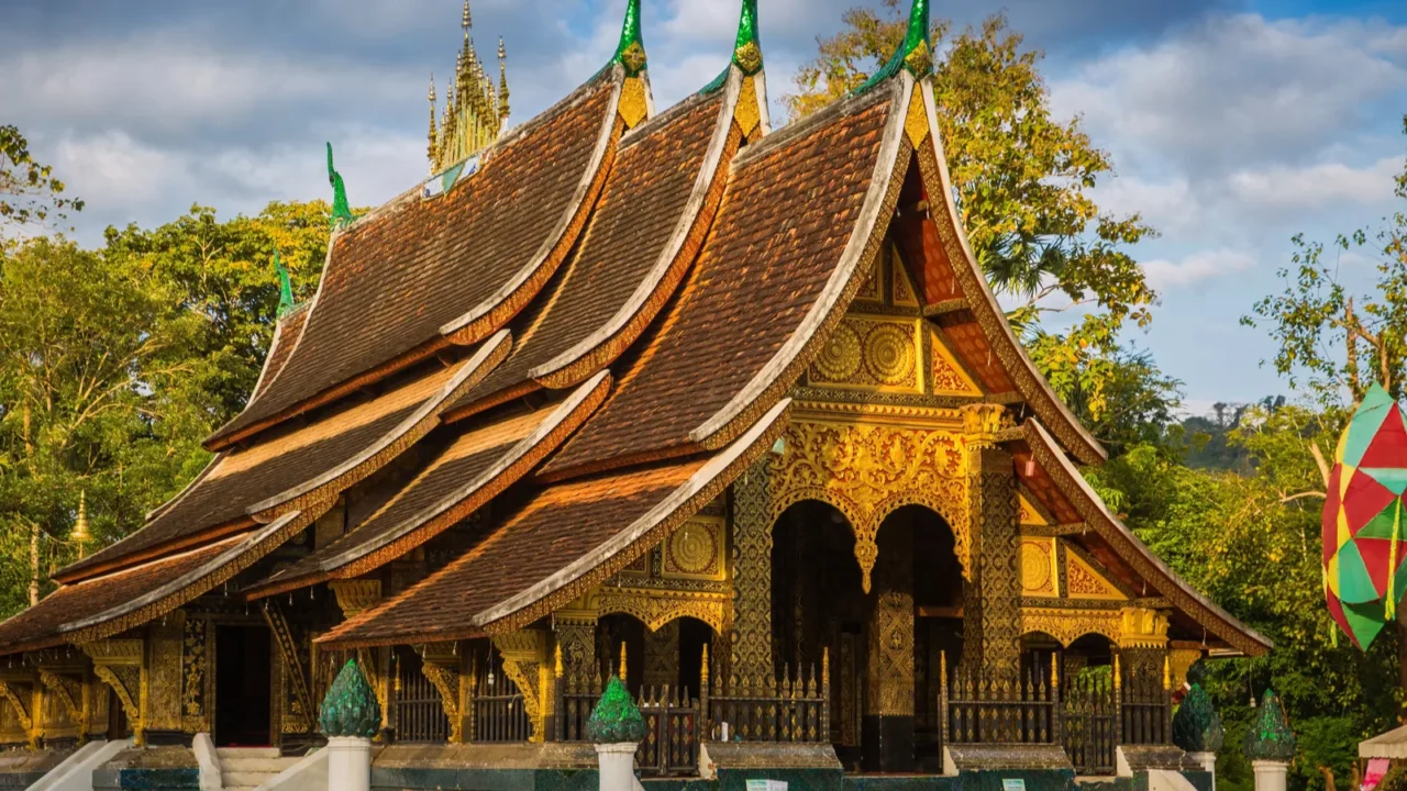 wat xieng thong buddhist temple in luang prabang world heritage