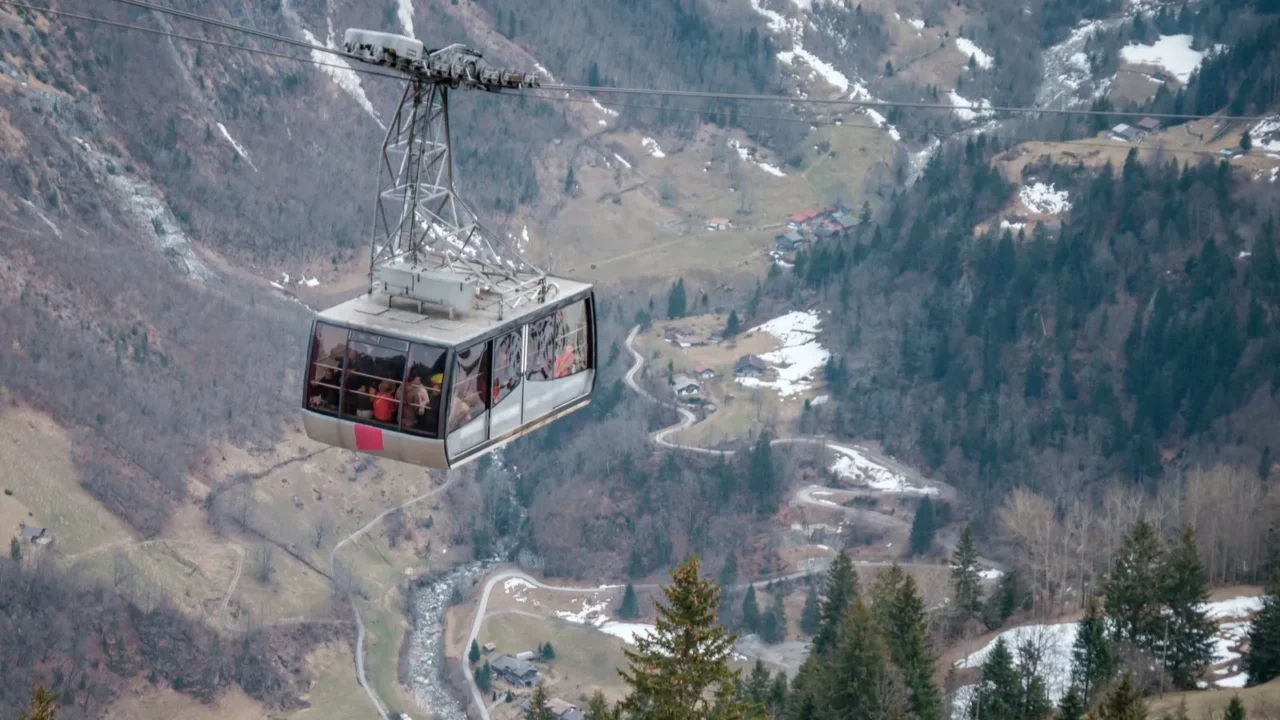 a cable car to schitlhorn summit switzerland
