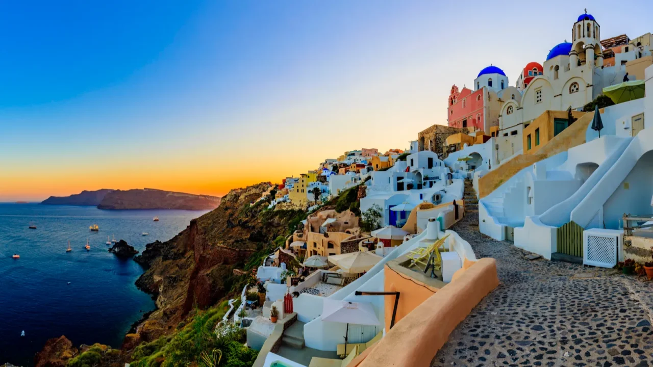 amazing view with white houses