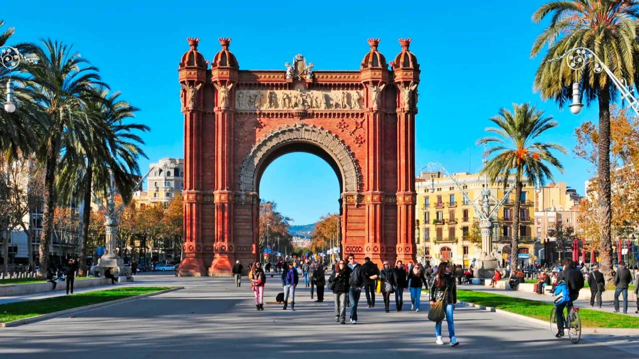 arc de triomf in barcelona spain