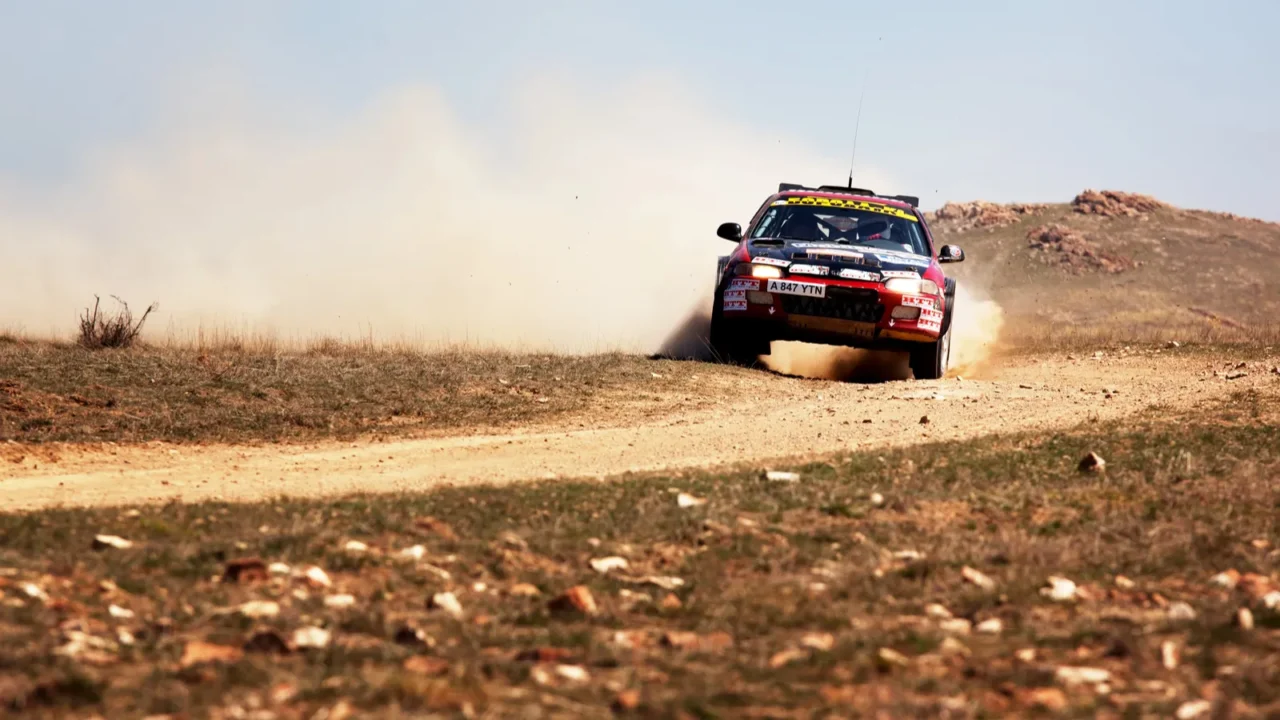 auto rally in desert