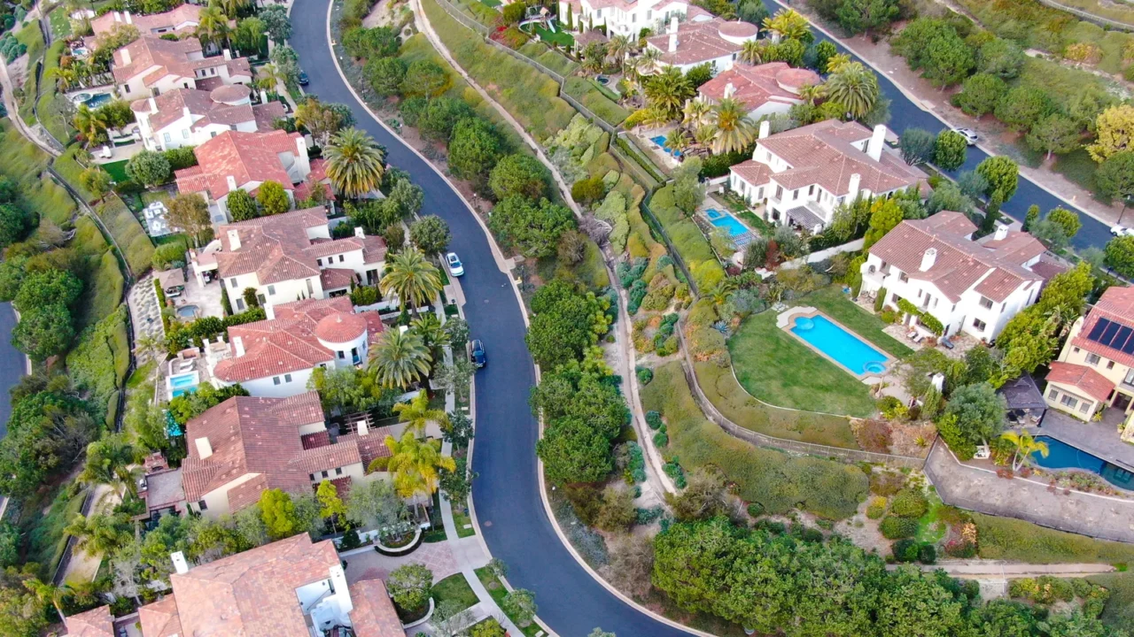 crystal cove neighborhood community in the newport coast before