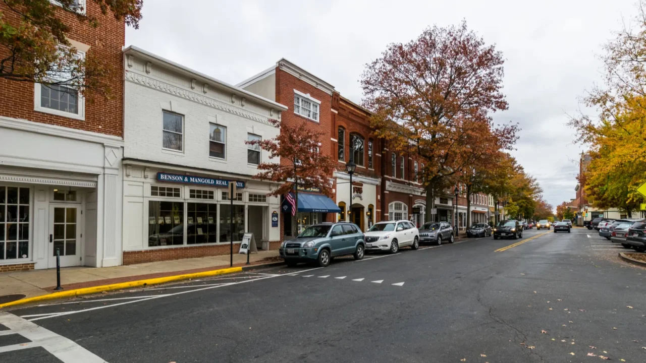downtown easton during high autumn color in maryland