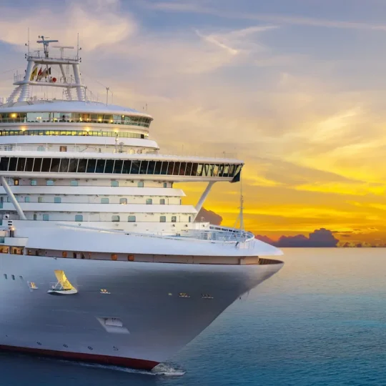 Greece introduces new cruise levies for Santorini and Mykonos