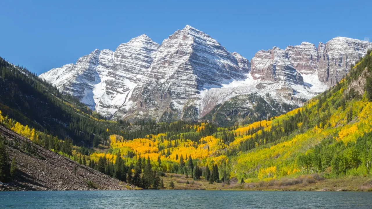 maroon bells aspen colorado in fall