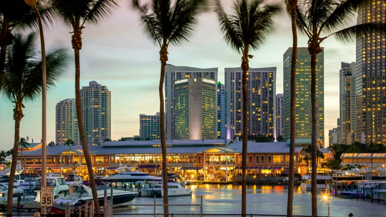 miami bayside mall at sunset