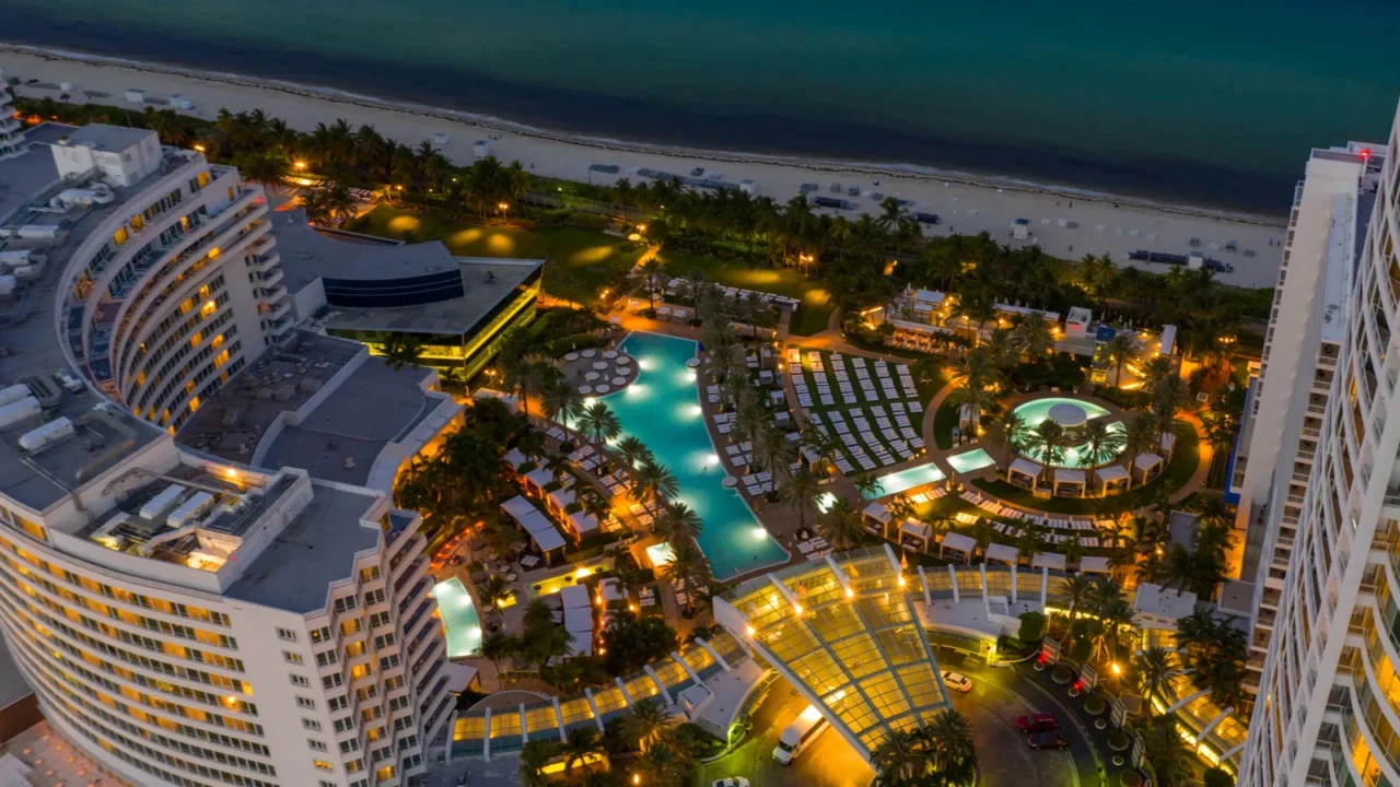 miami beach fontainebleau hotel aerial