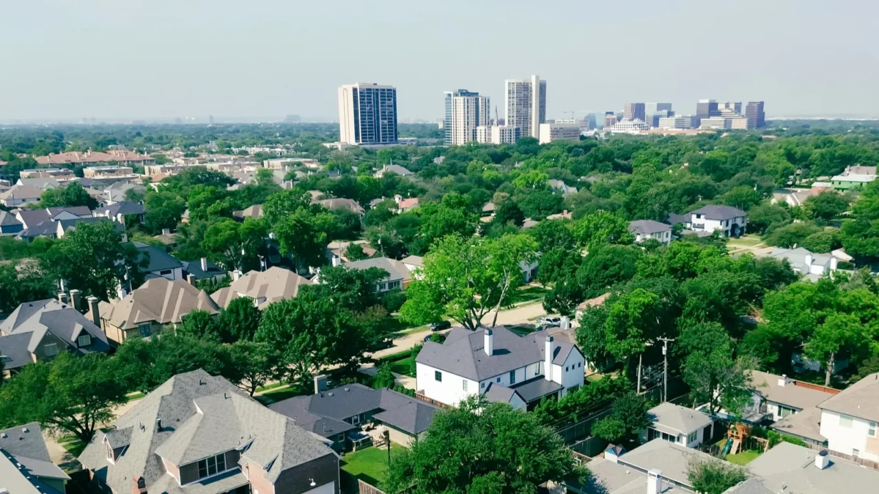 park cities highrise condos office building downtown dallas skylines from