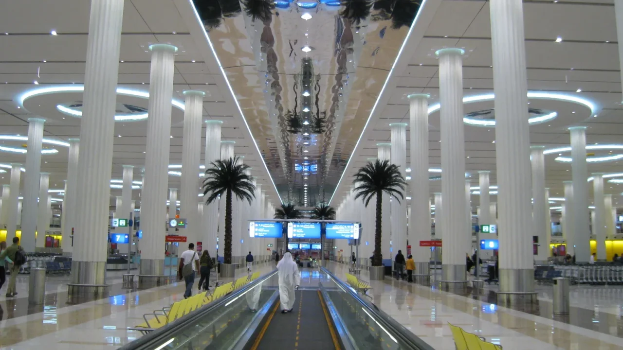 terminal 3 emirates at dubai international airport