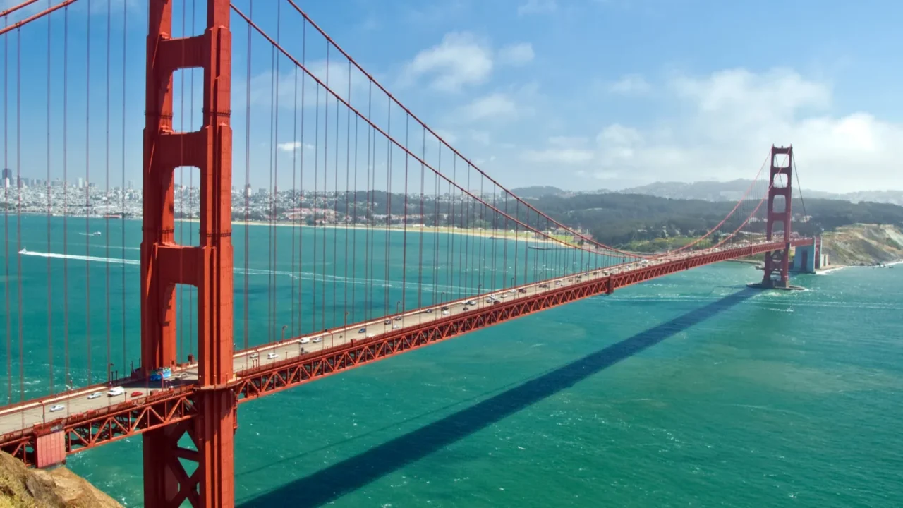 the golden bridge in san francisco