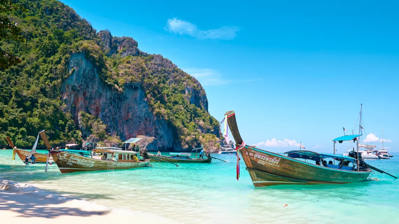 the landscape of beach and ocean on a sunny day