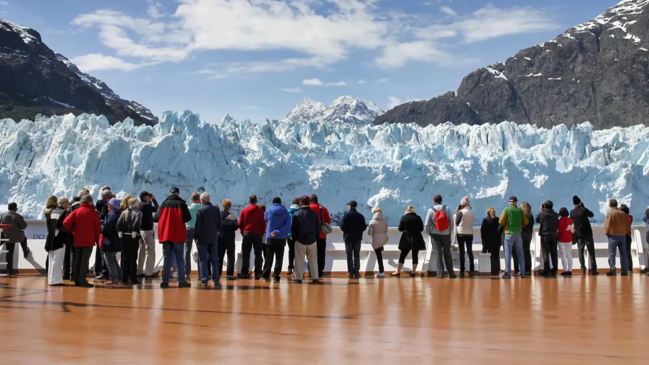 watching margerie glacier in alaska