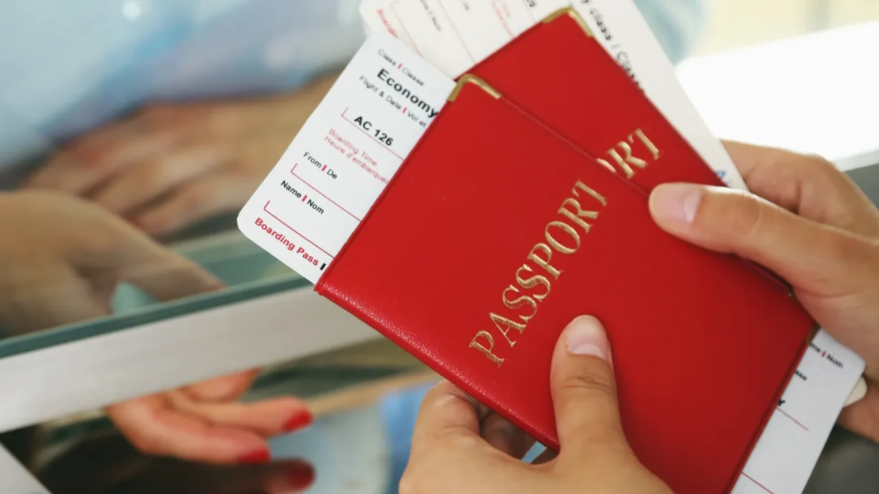 woman buying tickets