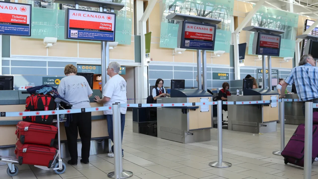 air canada registration desk at yvr airport