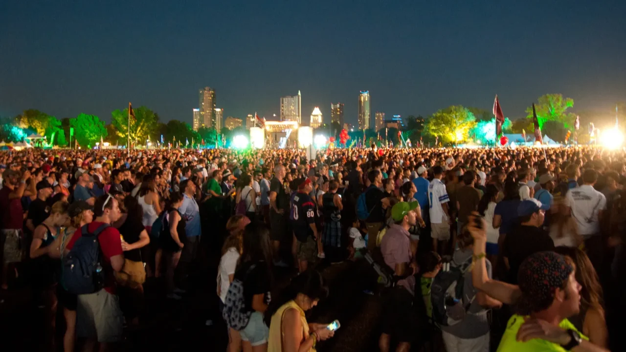 austin city limits crowds