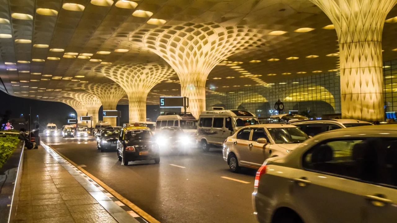 beautiful exteriors of mumbai international airport during night