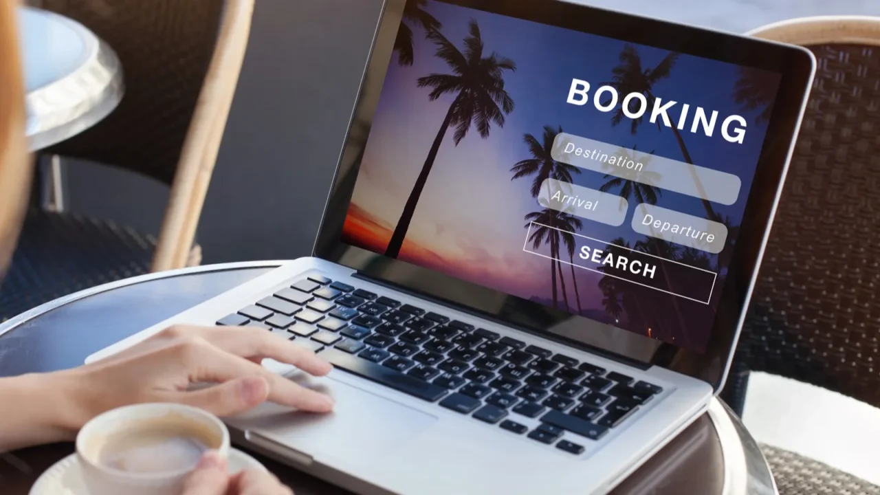 booking online concept travel planning