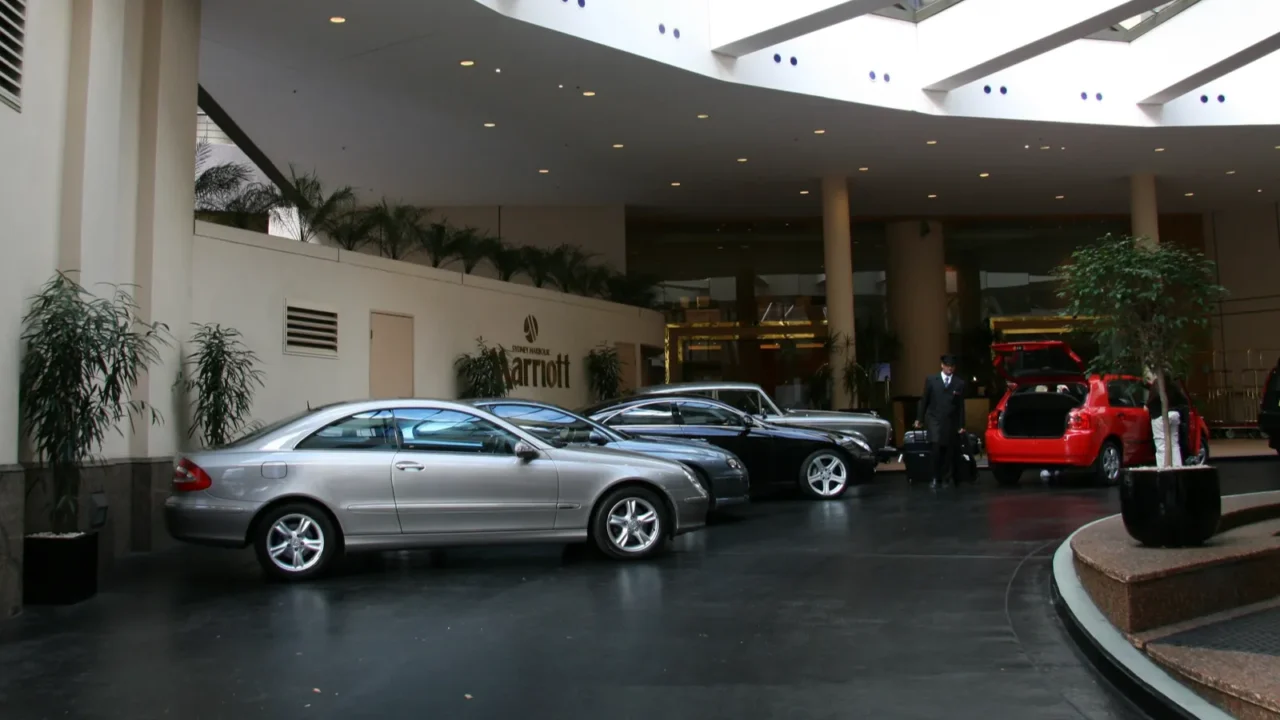 expensive hotel front  sydney australia