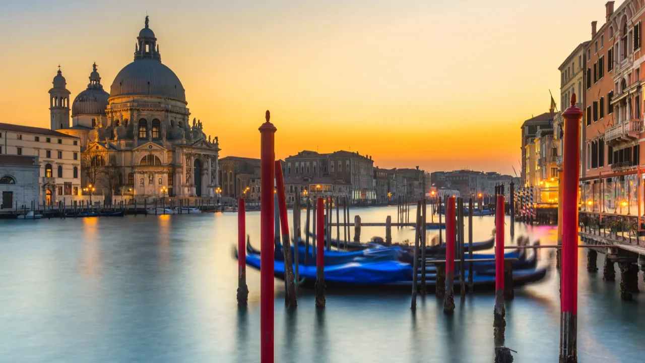 grand canal and basilica santa maria della salute venice italy