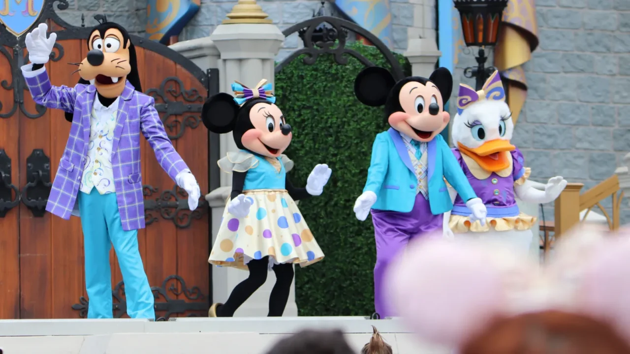 Mickey's Magical Friendship Faire — Photo by sova99ata@hotmail.com