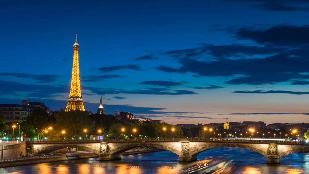 paris cityscape at sunset eiffel tower