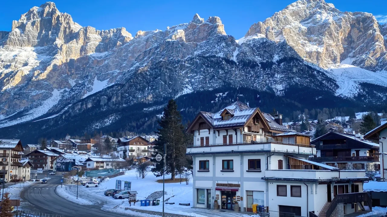 scenic view of san vito di cadore in the dolomites