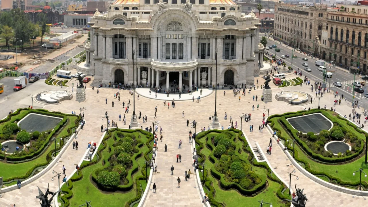 the fine arts palace museum in mexico city mexico