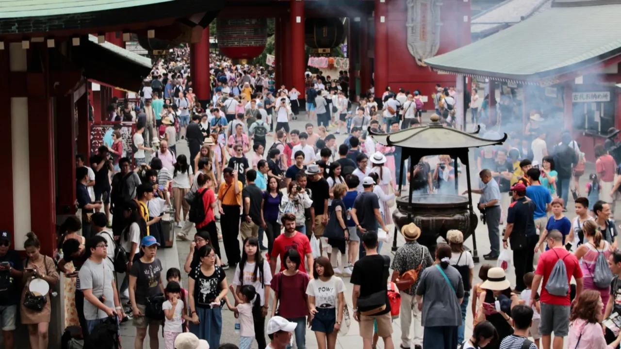 tokyo japan  july 29 2017 busy day at sensoji