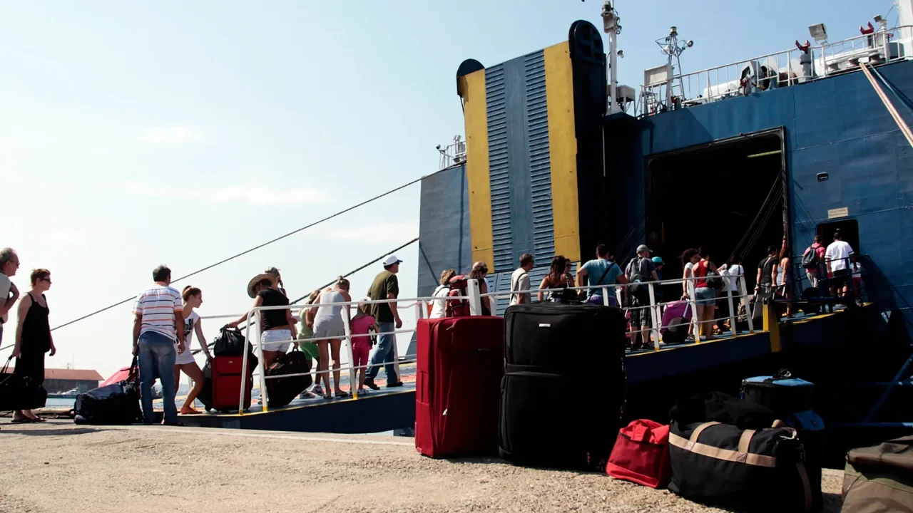 tourists disembark from cruise ship in the thessaloniki port